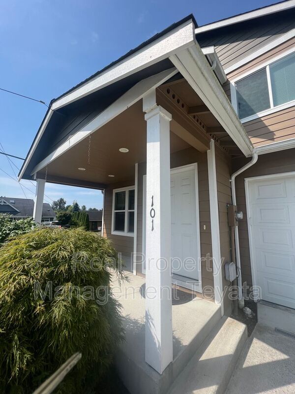 property at 289 15th St