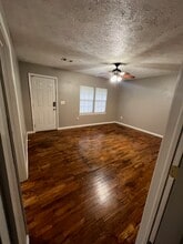 1110 S Glenn Ave in Springfield, MO - Building Photo - Building Photo