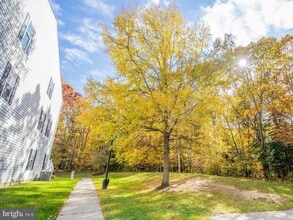 40 Amberstone Ct in Annapolis, MD - Building Photo - Building Photo