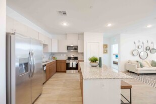 Ascend Symmetry at Cadence in Henderson, NV - Building Photo