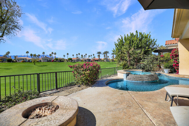 371 Tomahawk Dr in Palm Desert, CA - Building Photo - Building Photo