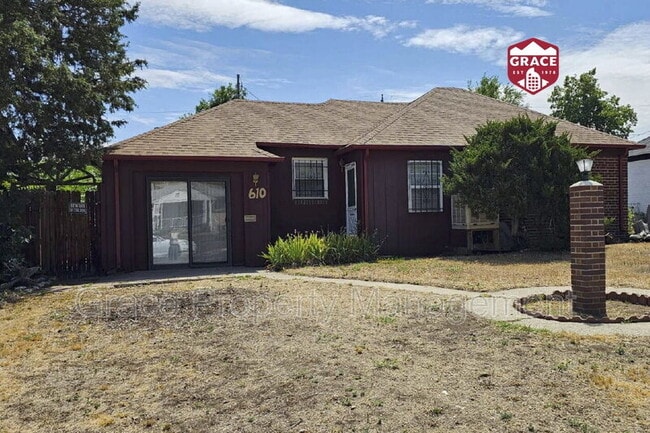 property at 610 S Eliot St