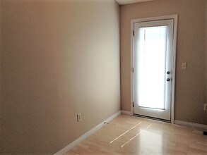 689 Ackerly Dr in Independence, KY - Foto de edificio - Building Photo