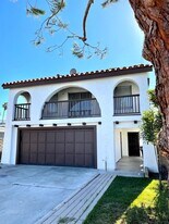 117 Avenida Del Poniente in San Clemente, CA - Building Photo