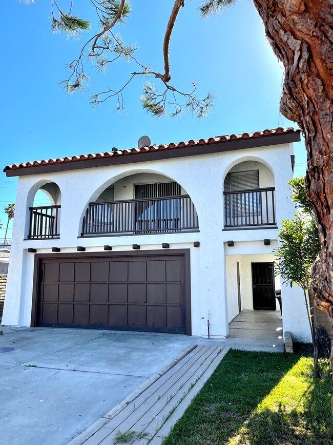 property at 117 Avenida Del Poniente