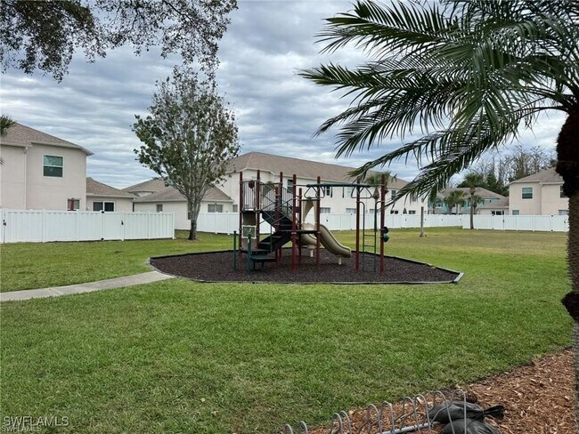 property at 3636 Pine Oak Cir