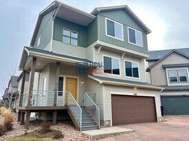 6187 Mineral Belt Dr in Colorado Springs, CO - Building Photo