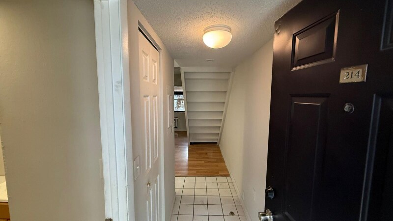 1260 E 113th Ave in Tampa, FL - Building Photo