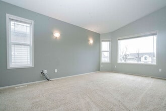 10930-10967 AvenueKey 6 in Grande Prairie, AB - Building Photo - Building Photo