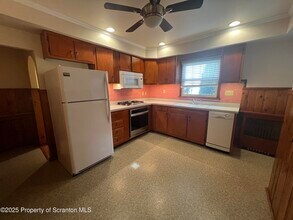 956 Meade Ave in Scranton, PA - Building Photo - Building Photo