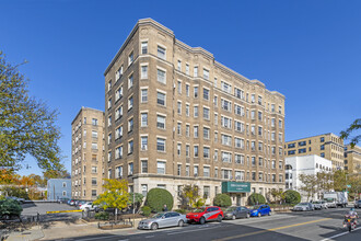 The Calverton in Washington, DC - Building Photo - Building Photo