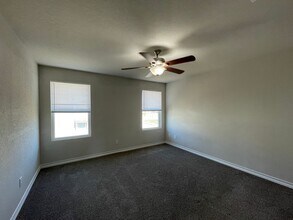 16902 Showdown Path in Selma, TX - Building Photo - Building Photo