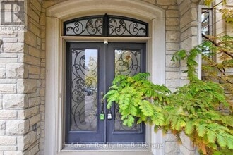 106 Allison Ann Way in Vaughan, ON - Building Photo - Building Photo