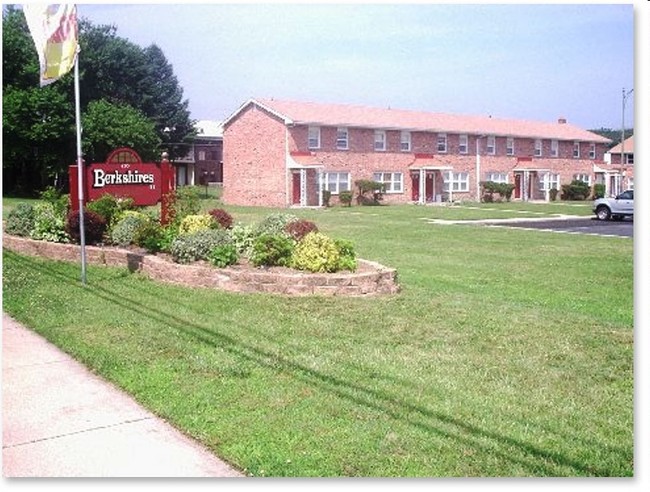 Berkshires II Apartments in Vineland, NJ - Building Photo - Building Photo