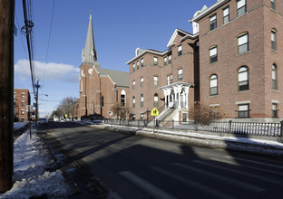 Frances Warde House in Manchester, NH - Building Photo - Building Photo