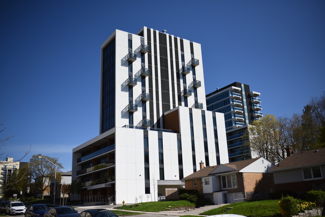 250 Lester Street in Waterloo, ON - Building Photo