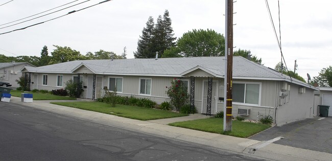1456 Carleton Dr in Concord, CA - Foto de edificio - Building Photo