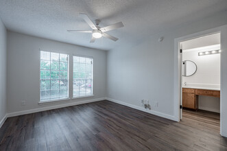 The Courtyard in Garland, TX - Building Photo - Interior Photo