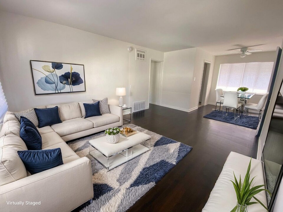 Modern 1BR with Balcony & Parking in Los Angeles, CA - Building Photo