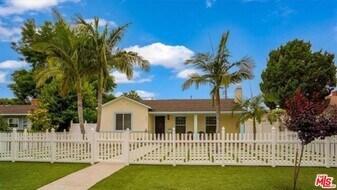 6453 Montgomery Ave in Los Angeles, CA - Building Photo