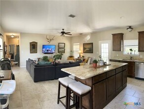 1131 Rocky Ridge Loop in Canyon Lake, TX - Building Photo - Building Photo