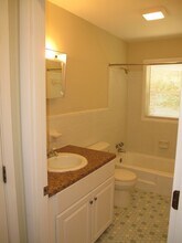 60 Caroline Ave in Athens, GA - Building Photo - Building Photo