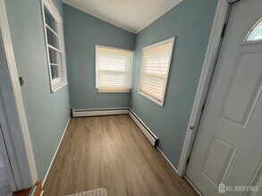 115 Morningside Ave in Old Bridge, NJ - Building Photo - Building Photo
