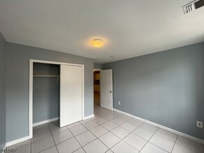 87 1st St in Elizabeth, NJ - Building Photo - Building Photo