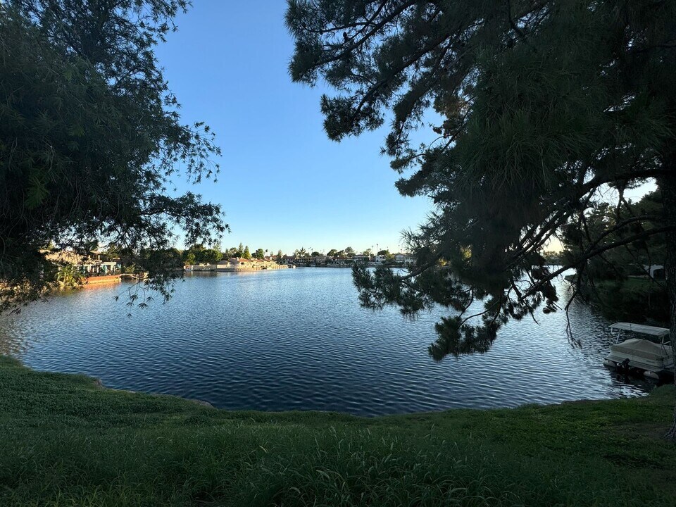 1201 E Northshore Dr in Tempe, AZ - Building Photo