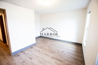 146 S Broadway Ave in Spring Valley, MN - Building Photo - Building Photo