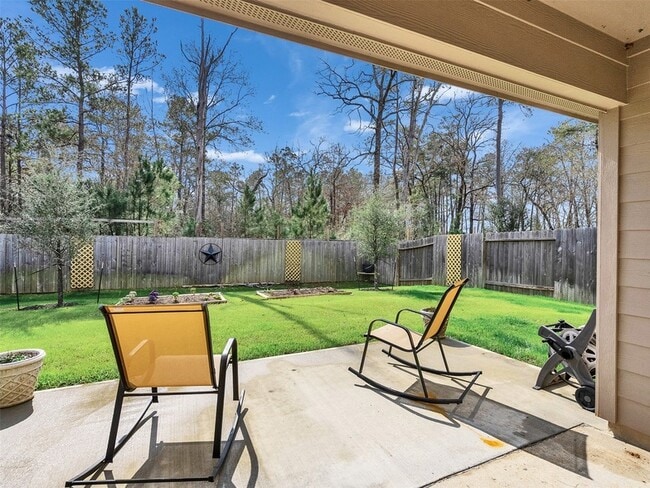 2521 Honey Nest Ln in Conroe, TX - Foto de edificio - Building Photo