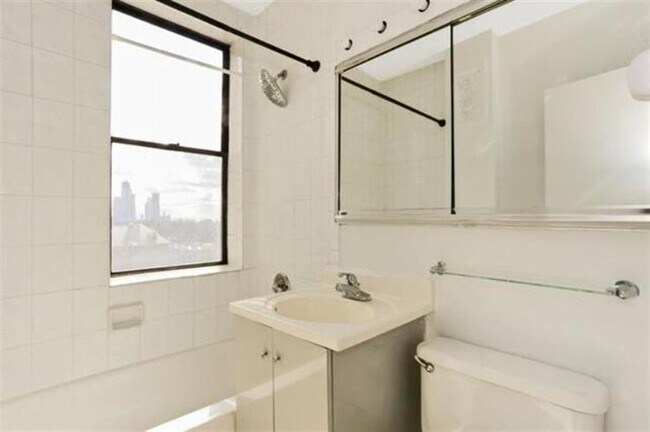 3315 Pleasant Ave-Unit -520 in Union City, NJ - Building Photo - Building Photo