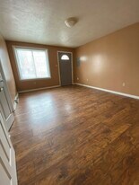 3955 Liberty Ave, Unit 3955 Liberty Ave Apt 1 in Pittsburgh, PA - Building Photo