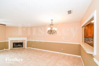 3053 Cobblewood Ln E in Jacksonville, FL - Foto de edificio - Building Photo