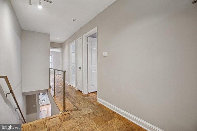 property at 1620 Beekman Pl NW