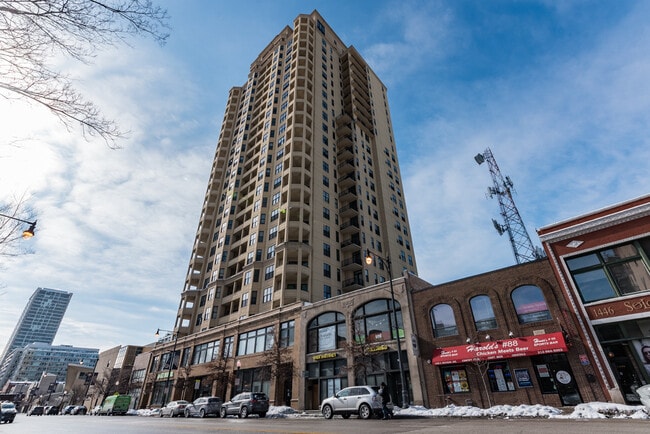 property at 1464 S Michigan Ave