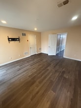 8521 Gateway Rd in Breinigsville, PA - Building Photo - Building Photo