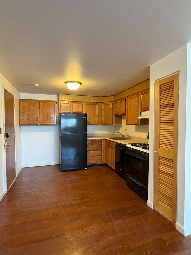 351 Hildreth St in Lowell, MA - Building Photo - Building Photo