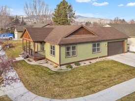 11496 Allomont Dr in Lolo, MT - Building Photo