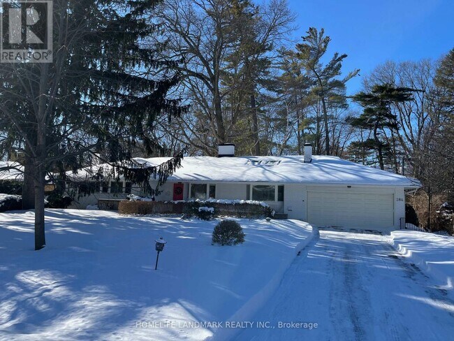 property at 284 Woodland Dr