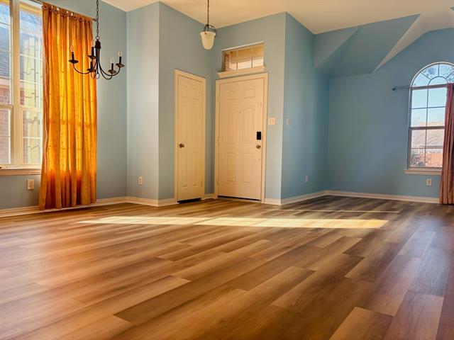 1205 Oakridge Dr in Euless, TX - Building Photo - Building Photo