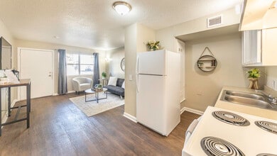 The Jackson Apartments in Lubbock, TX - Building Photo - Building Photo