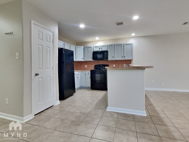 6128 Sidney St, Unit A in Houston, TX - Building Photo - Building Photo