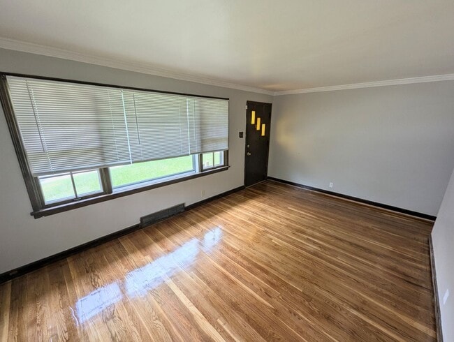 property at 1509 Fathom Dr