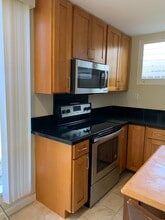 2349 Palolo Ave in Honolulu, HI - Building Photo - Building Photo