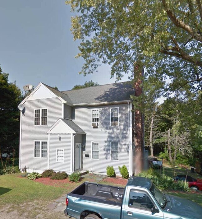 410 Pond St Rentals in Weymouth, MA