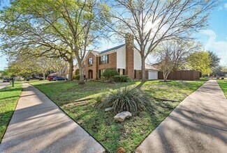 1561 Yaggi Dr in Flower Mound, TX - Building Photo - Building Photo