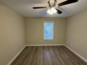 1156 Micha Way in Madison, GA - Foto de edificio - Building Photo