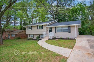 2164 Galway Ln in Decatur, GA - Building Photo
