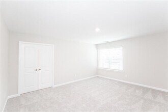 129 Golden Eagle Pkwy in Braselton, GA - Building Photo - Building Photo